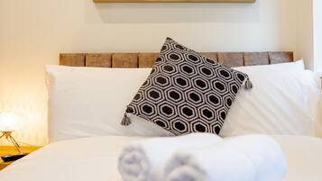 3 bedrooms, iron/ironing board, travel cot, free WiFi