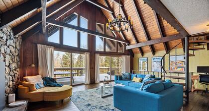 Vermont Vacation Retreat! Views, Fireplace + Pool