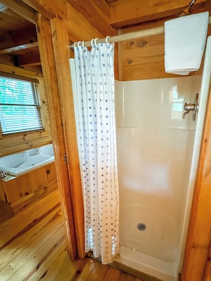 Shower, jetted bath, hair dryer, towels