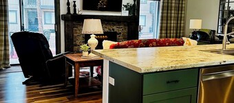 Welcoming 3-bedroom 2 bath condo with WiFi in Pinetop Country Club