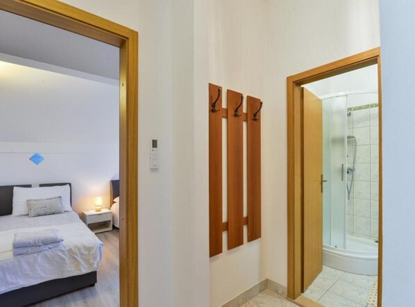 1 chambre, accès Internet, draps fournis