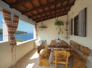 Outdoor dining - House B - 45 m from The Sea (Vela Luka)
