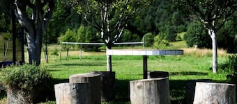 Holiday Apartment Vuković - Three Bedroom Holiday Home With Terrace