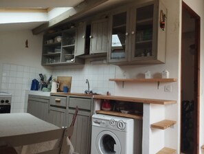 Oven, stovetop