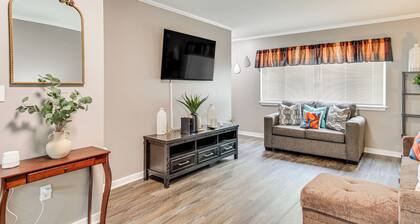 Spacious Home w/ Patio: Near SC State & Claflin