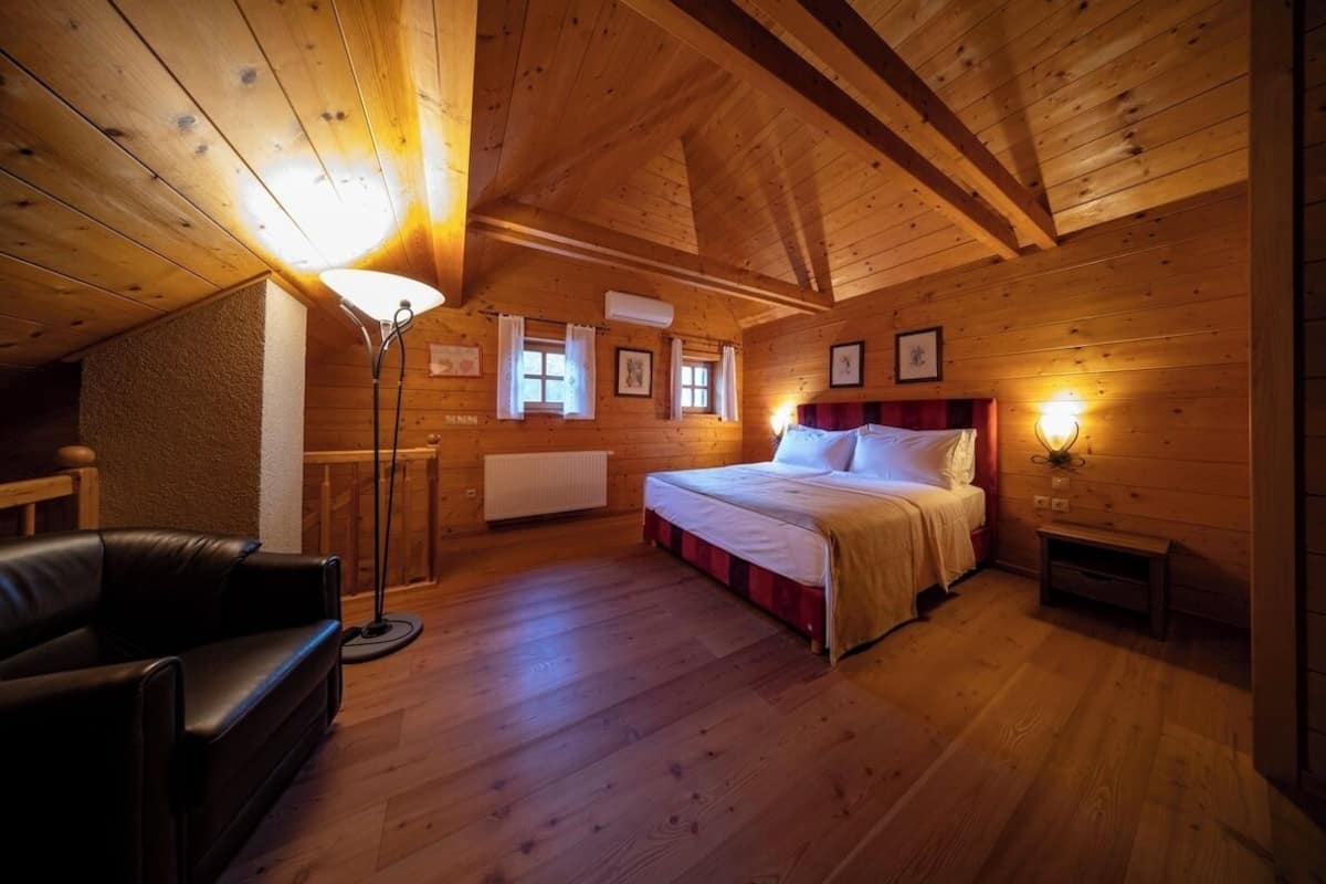 In-room safe, desk, laptop workspace, blackout curtains