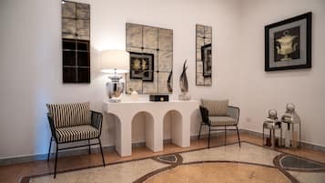 Bureau, rideaux occultants, Wi-Fi gratuit