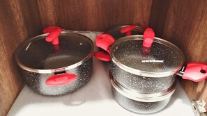 Miscellaneous - Modern & Cozy Suite by Quicentro Shopping w/ parking and laundry, (Quito)