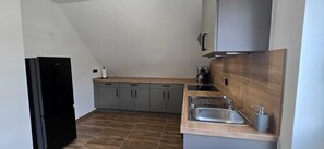 Fridge, oven, stovetop, dishwasher - Quiet time out in Soltau (Soltau)