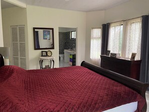 2 slaapkamers, een kluis op de kamer, gratis wifi, beddengoed