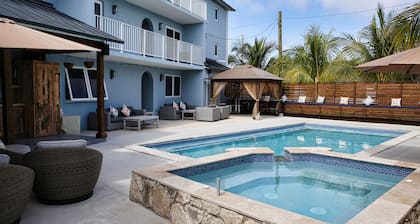 Villa Marina Suites
