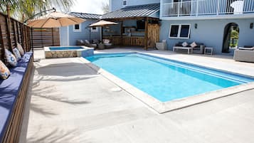 Piscina externa