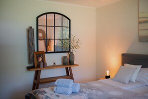 1 chambre, fer et planche à repasser, Wi-Fi, draps fournis