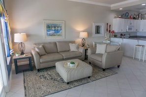 Condo, Multiple Beds (Pavilion Palms 204C) | Living area