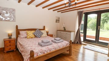 5 dormitoris, decoració individual i mobiliari individual