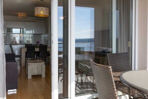 Outdoor dining - Villa San Antonio Apartment 4 by aneo travel (Crikvenica)