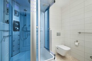Hair dryer, towels