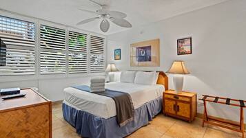 1 habitación, escritorio, tabla de planchar con plancha y wifi