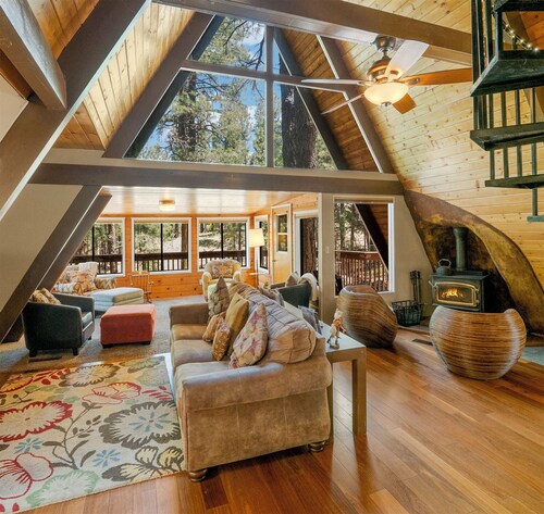 Pine View Lodge - Phenomenal Family Retreat