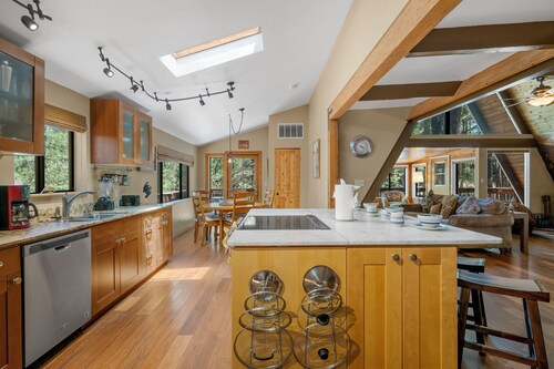 Pine View Lodge - Phenomenal Family Retreat