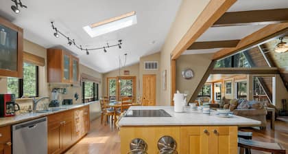 Pine View Lodge - Phenomenal Family Retreat
