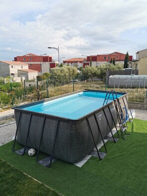 Pool - House in the hills above Aramon (Aramon)
