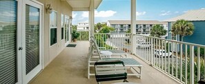 Appart'hôtel, plusieurs lits (Pavilion Palms 205B) | Terrasse/Patio