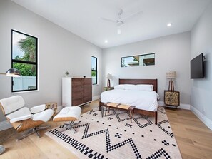 4 Schlafzimmer, Bügeleisen/Bügelbrett, WLAN, Bettwäsche