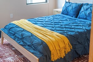 5 bedrooms, desk, iron/ironing board, free WiFi