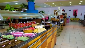 ห้องเบสิกสวีท | ร้านอาหาร