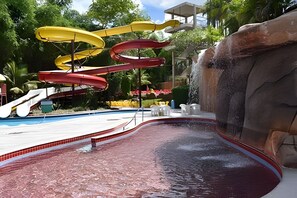 Suite | Piscine