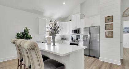 Family Retreat, 3br/3ba Bbq, Balcony
