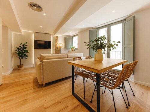 Calderers Àliga - Holiday Apartment Rental in Girona | Bravissimo