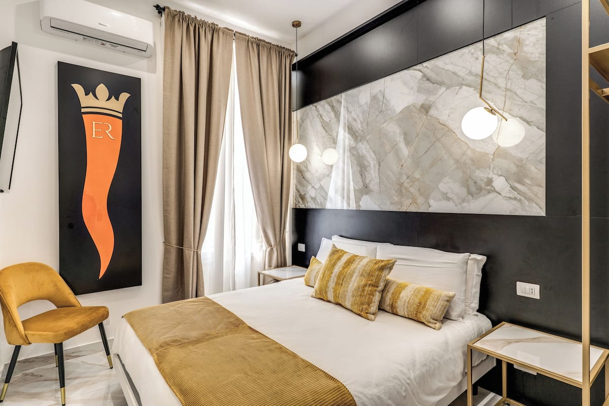 Basic Double Room | Desk, laptop workspace, soundproofing, free WiFi