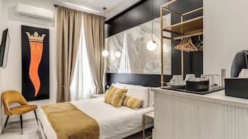 Basic Double Room | Desk, laptop workspace, soundproofing, free WiFi