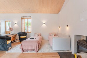 1 camera, Wi-Fi, lenzuola