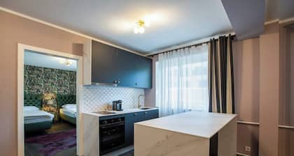 Deluxe 2bedroom Apartment Frankfurt Westend / Netflix & Disney Plus