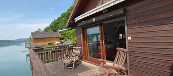 Rare petit chalet sur le lac, barque à rames, clim