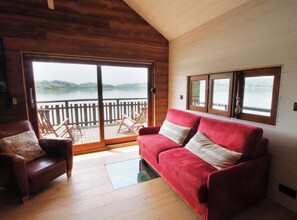 Books - Rare petit chalet sur le lac, barque à rames, clim (Aiguebelette-le-Lac)