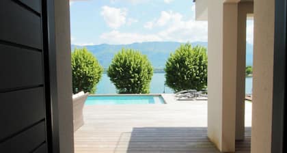 Villa d'exception Piscine vue et accès lac direct
