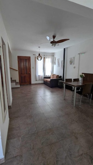 Living area - Hotel Cafayate (Cafayate)