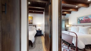 2 bedrooms, WiFi - Delgado C4 | Luxury 2 Bedroom Santa Fe Adobe Retreat (Santa Fe)