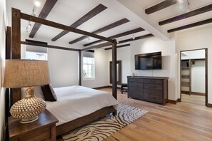 2 chambres, fer et planche à repasser, lit parapluie, Wi-Fi