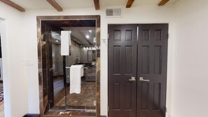 Interior - Artesia Casita | Historic 2 Bedroom Santa Fe Railyard District Retreat (Santa Fe)
