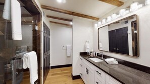 Hair dryer, towels