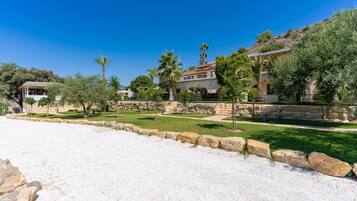 Jardines del alojamiento