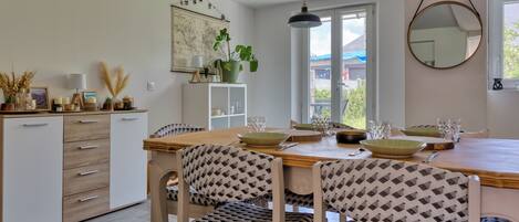 تناول الطعام