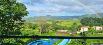 5* 2 D Mount
view+Airport+
Pool+3 bed +Bb Crib+