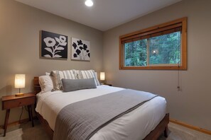 3 slaapkamers, een bureau, gratis wifi, beddengoed