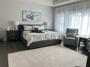 6 bedrooms, desk, iron/ironing board, free WiFi